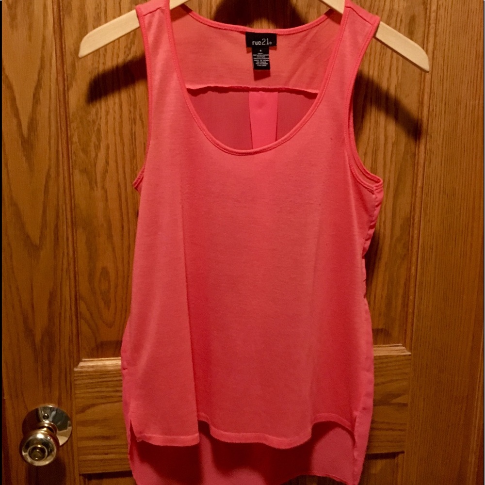 Rue 21 peach sleeveless dressy tank. Sz: Small